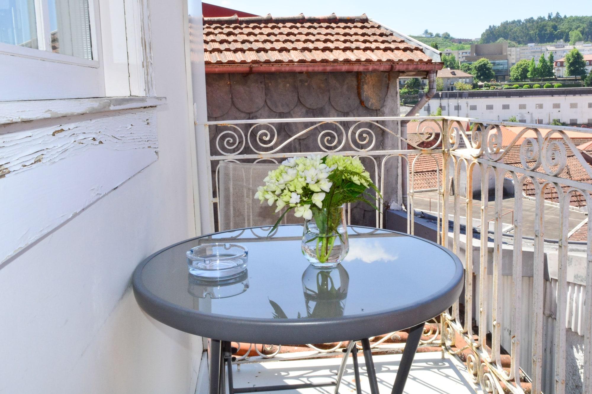 Trovador Guest House Guimaraes Ngoại thất bức ảnh