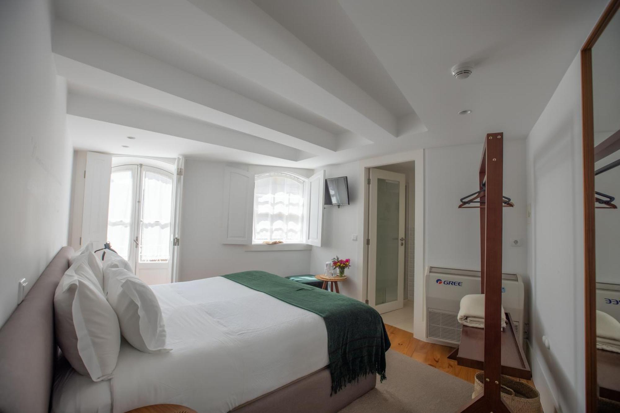 Trovador Guest House Guimaraes Ngoại thất bức ảnh